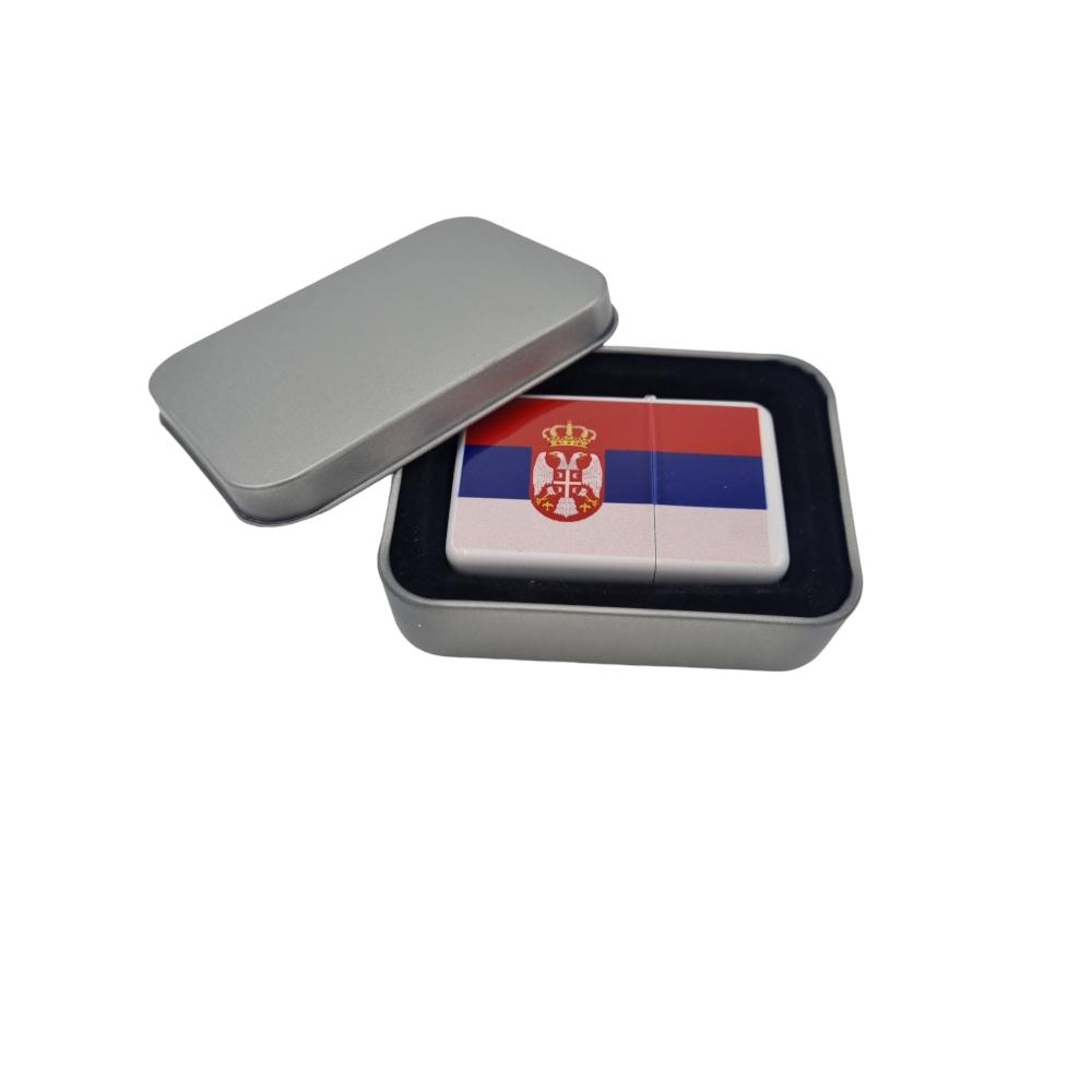 Bensintändare - Serbiens flagga - Hiprock 