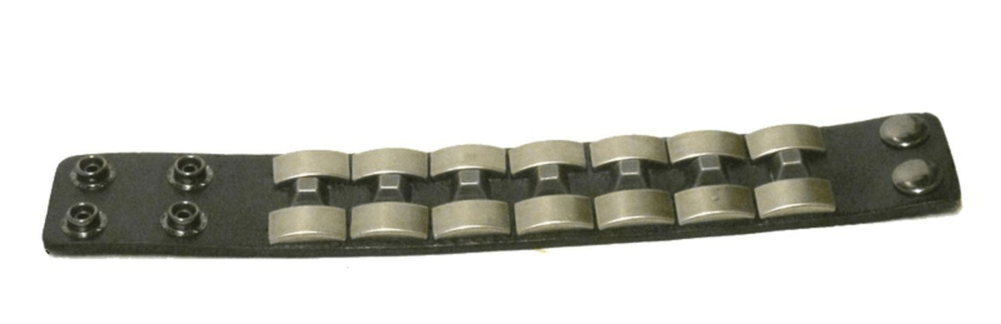 Svart Läder armband med nitar